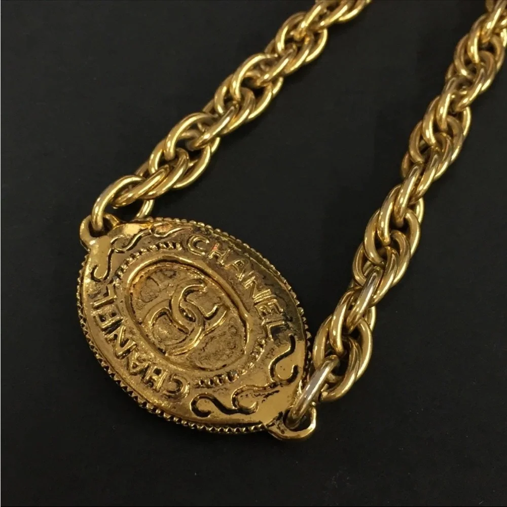 Vintage CHANEL Logo Medallion Necklace Long Oval Arabesque Pendant Necklace